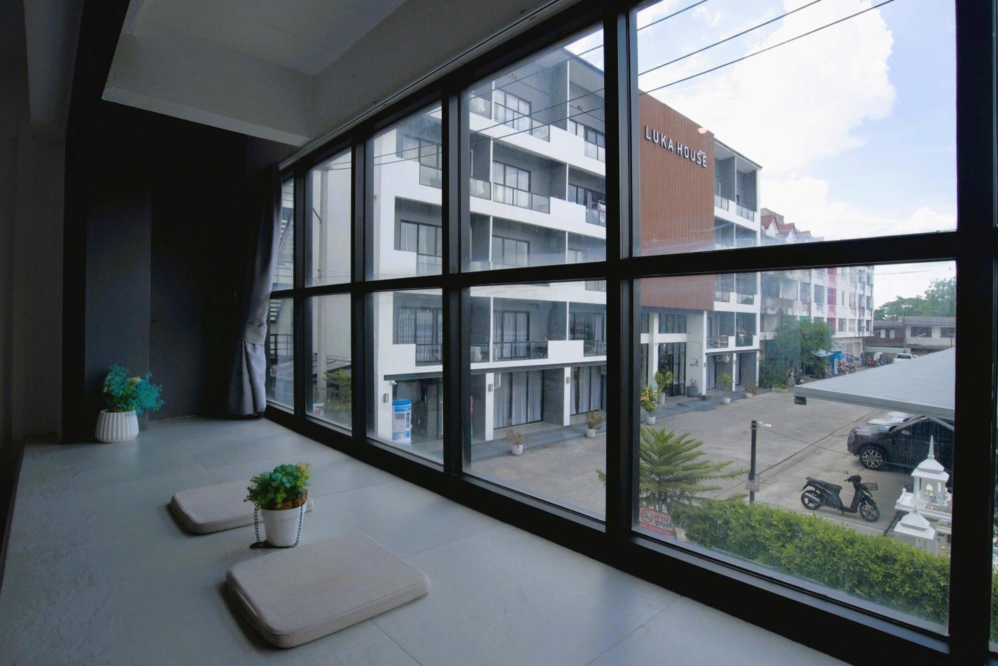 Luka House Hotel Ban Lam Luk Ka Exterior photo