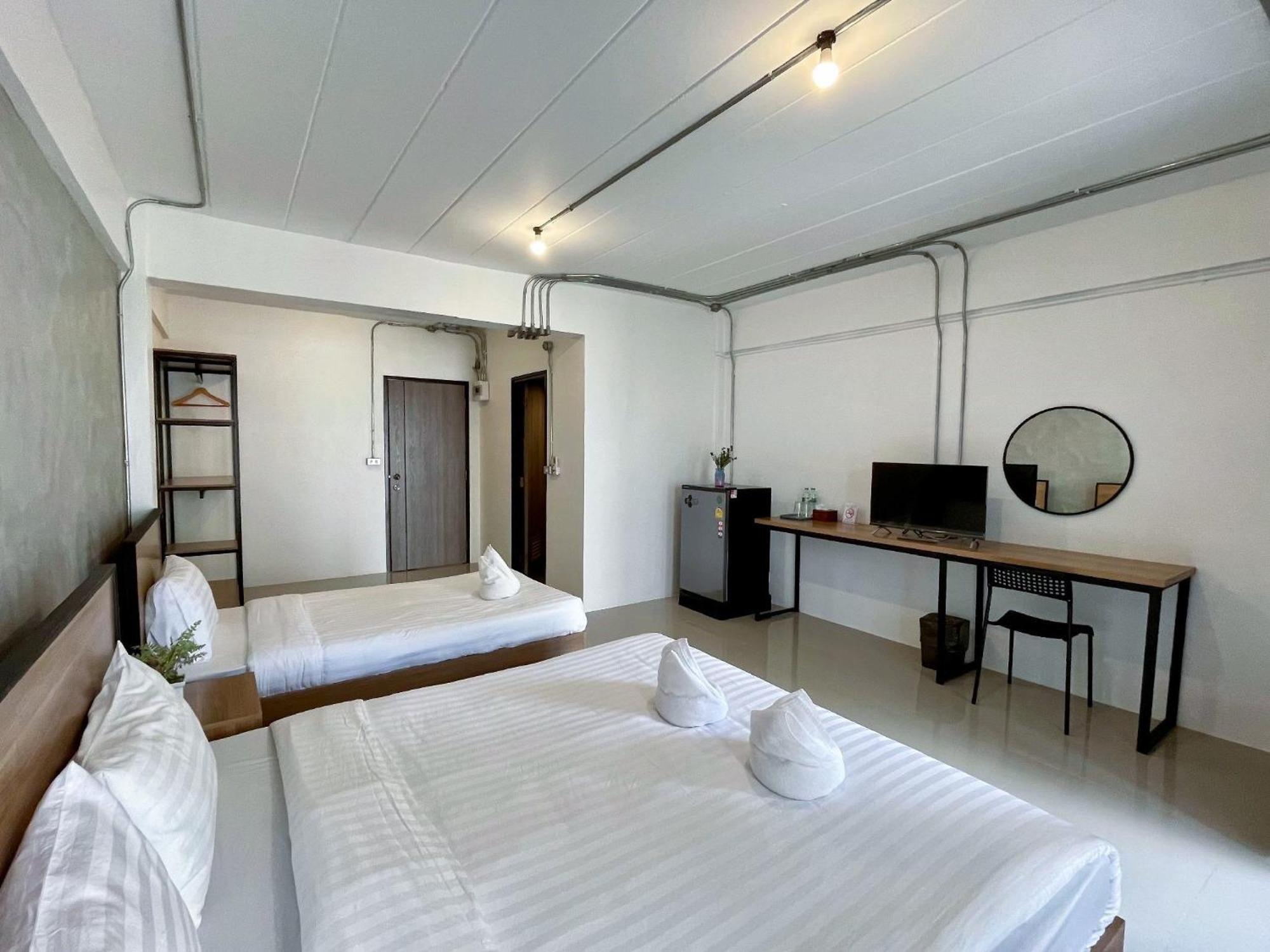 Luka House Hotel Ban Lam Luk Ka Exterior photo