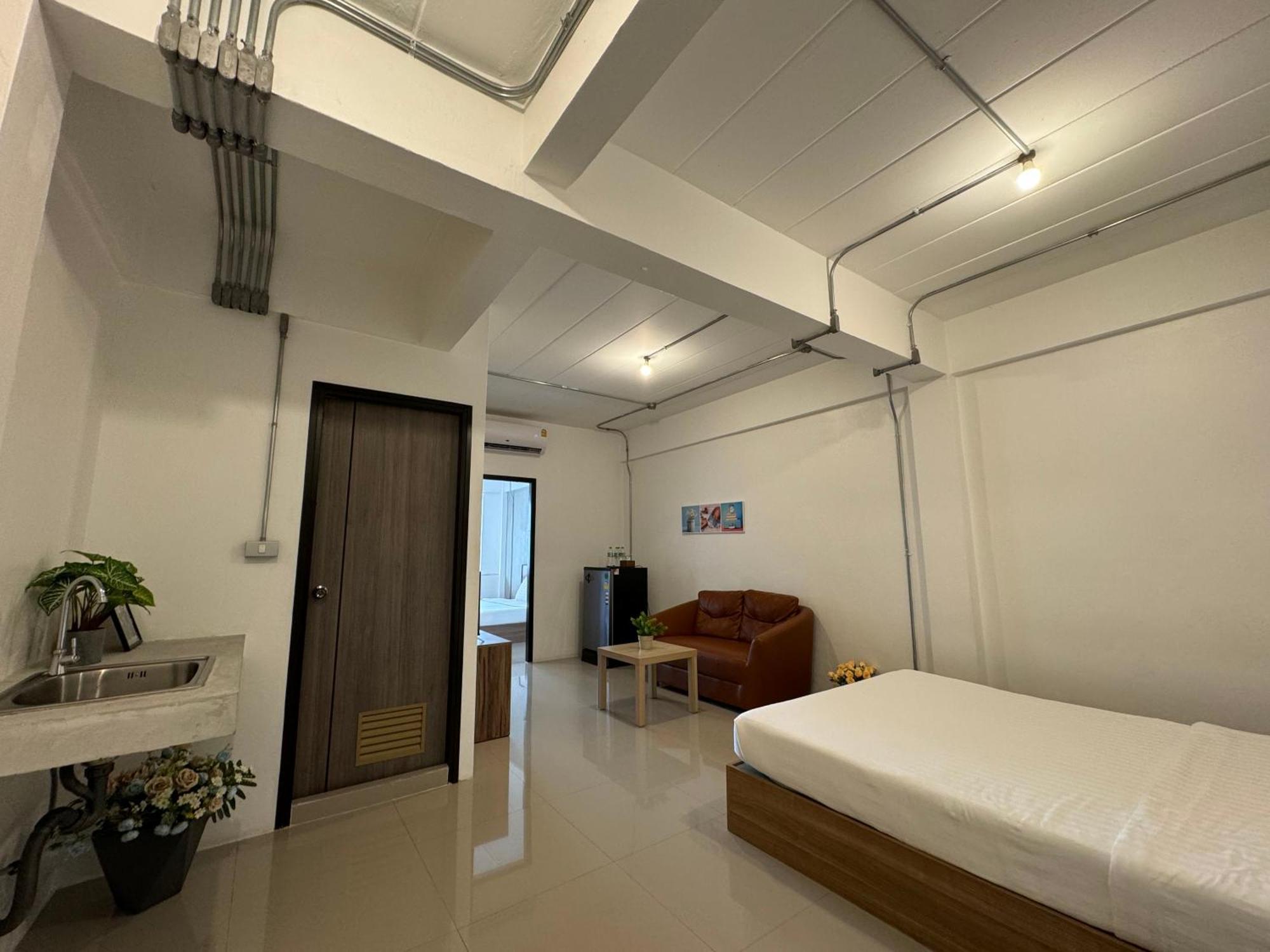 Luka House Hotel Ban Lam Luk Ka Exterior photo